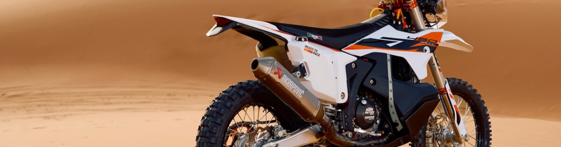 DE 2025 KTM 450 RALLY REPLICA BRENGT GROTE UPDATES NAAR DE DUINEN